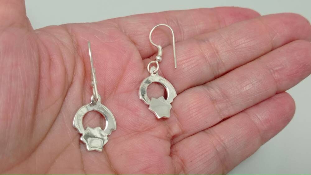 Handcrafted Silver Plated Flower Earrings: Enamel Effect Boho Jewelry from Mexico