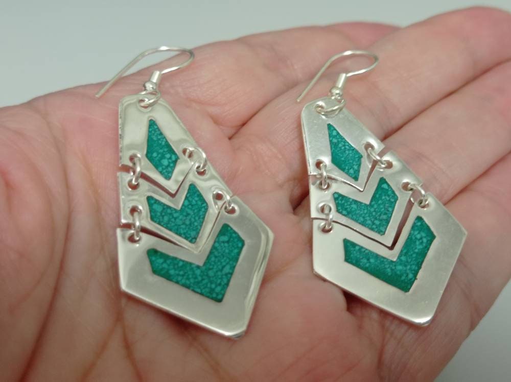 Handmade Silver Plated Malachite Earrings: Articulated Azteca Design with Chain Detail, Mexican Artisan Jewelry