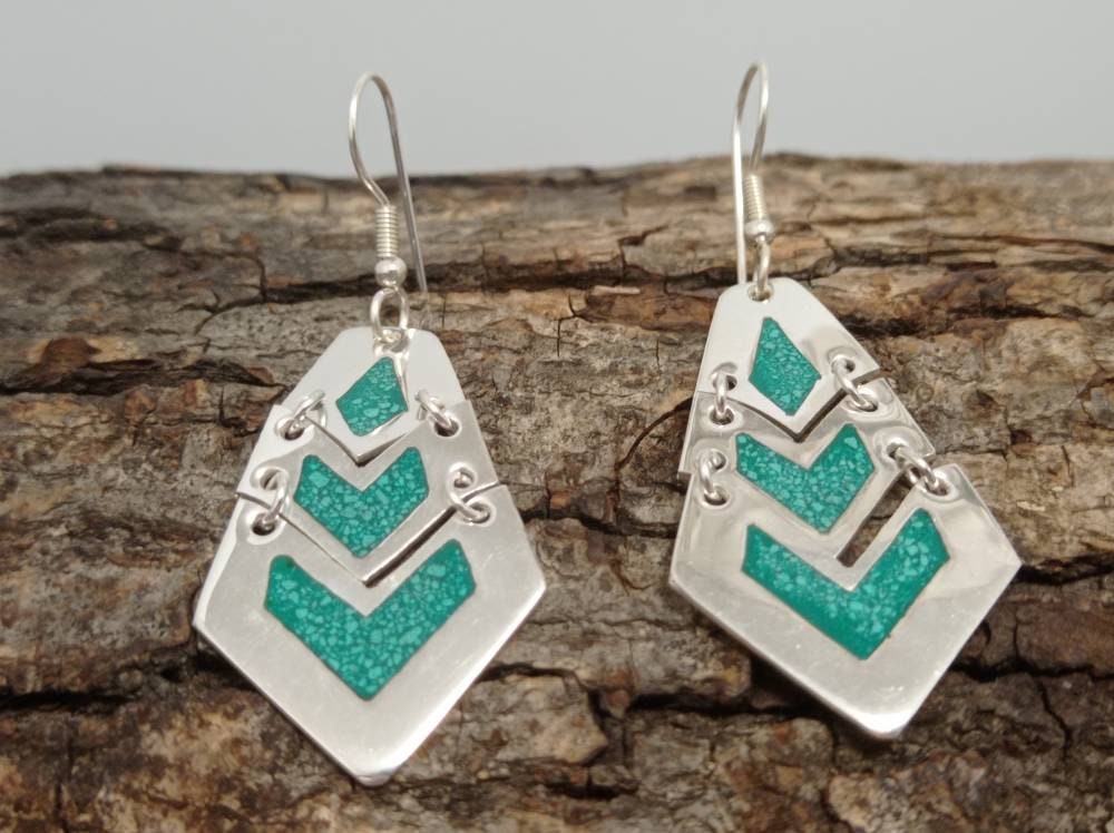 Handmade Silver Plated Malachite Earrings: Articulated Azteca Design with Chain Detail, Mexican Artisan Jewelry