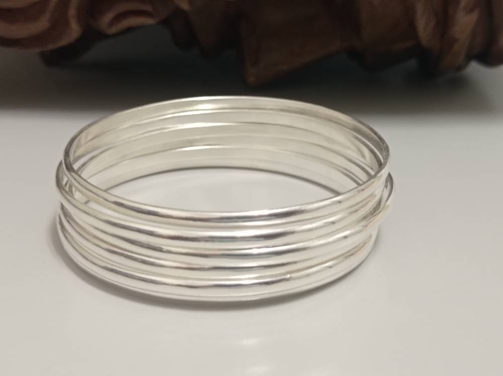 7-Piece Boho Silver Bangle Set – Handcrafted Mexican Bracelets, Modern Half-Round Design