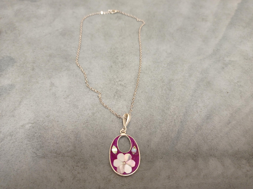 Vintage Mother of Pearl Flower Pendant: Silver Plated Mexican Necklace, Boho Chic Resin Design