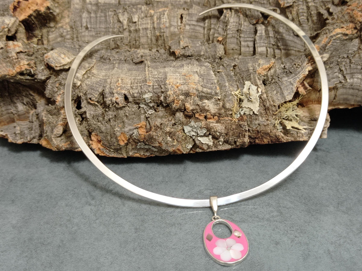 Silver Plated Choker with Pink Daisy Abalone Pendant – Mexican Statement Necklace
