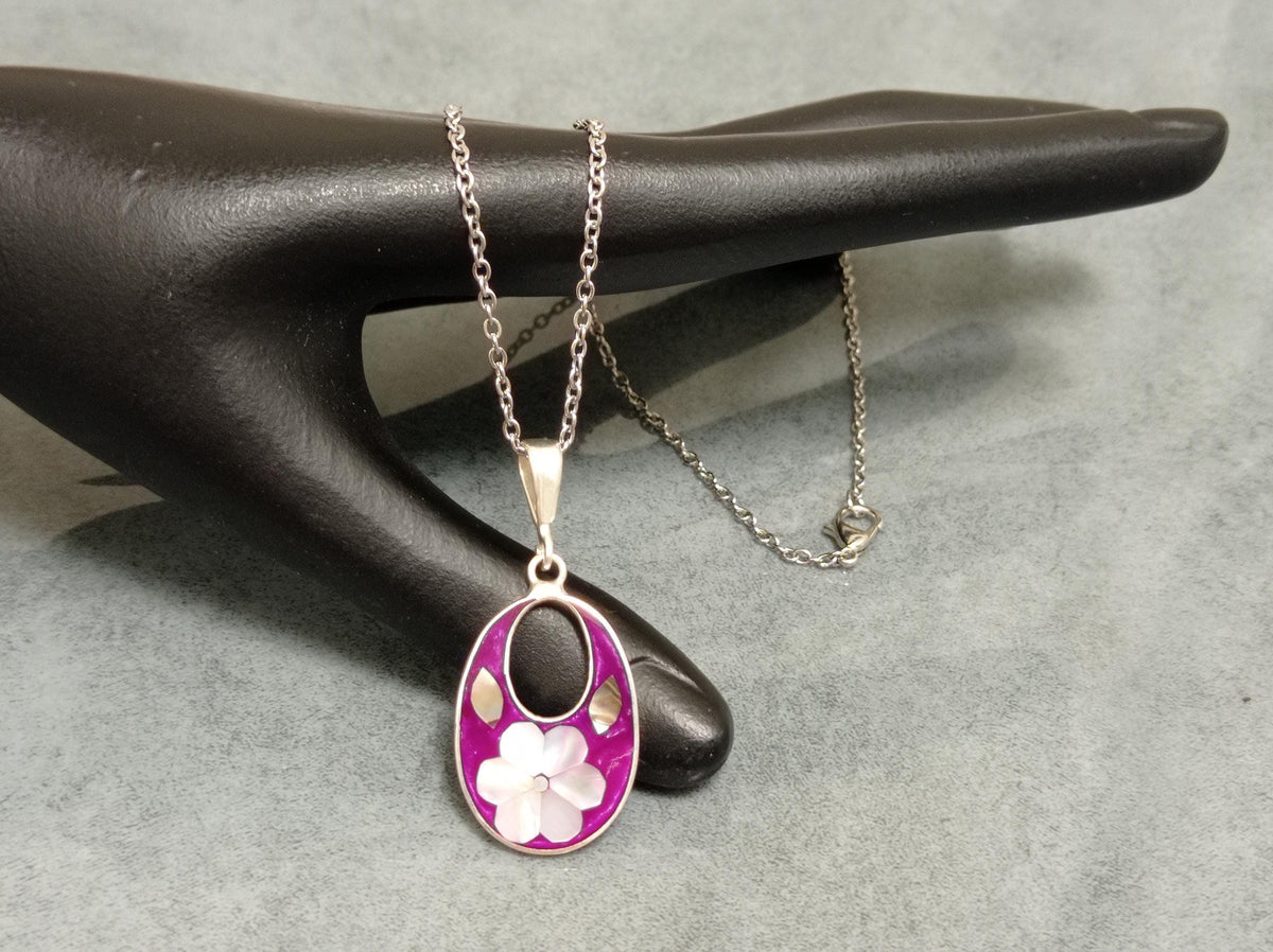 Vintage Mother of Pearl Flower Pendant: Silver Plated Mexican Necklace, Boho Chic Resin Design