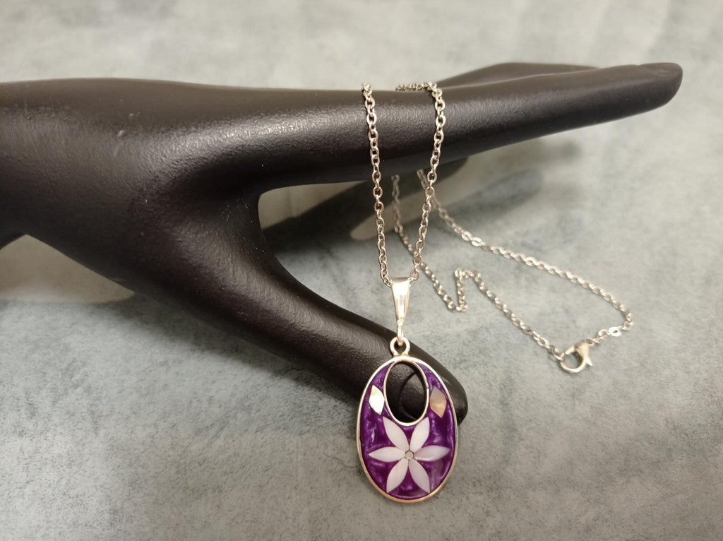 Vintage Mexican Silver Plated Necklace – Mother of Pearl Flower, Purple Resin Enamel Effect