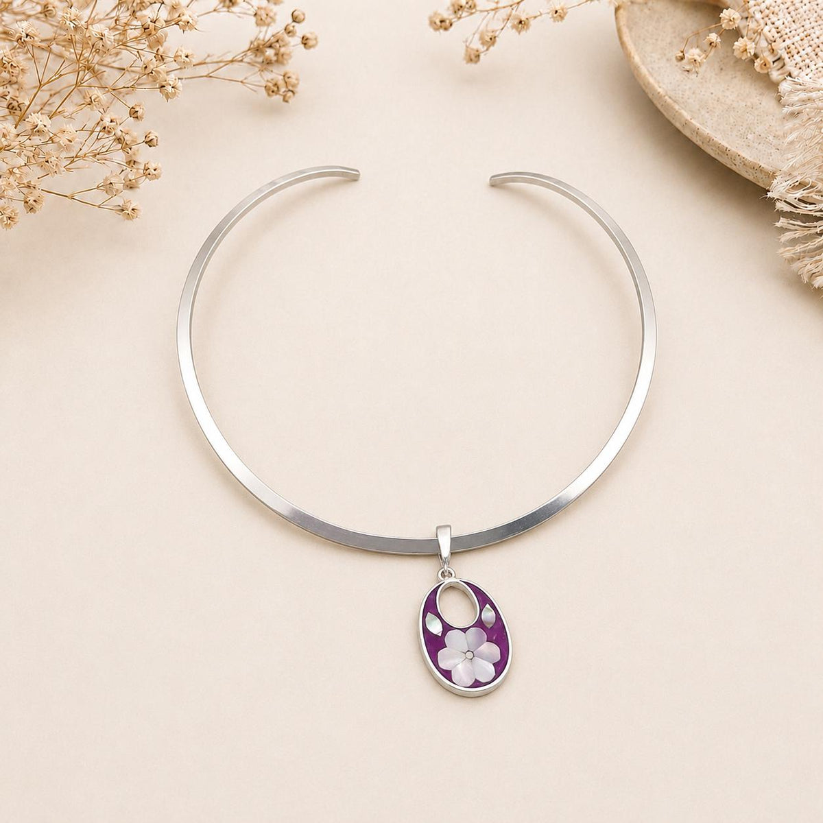 Silver Plated Choker with Mexican Abalone Daisy Pendant – Statement Necklace