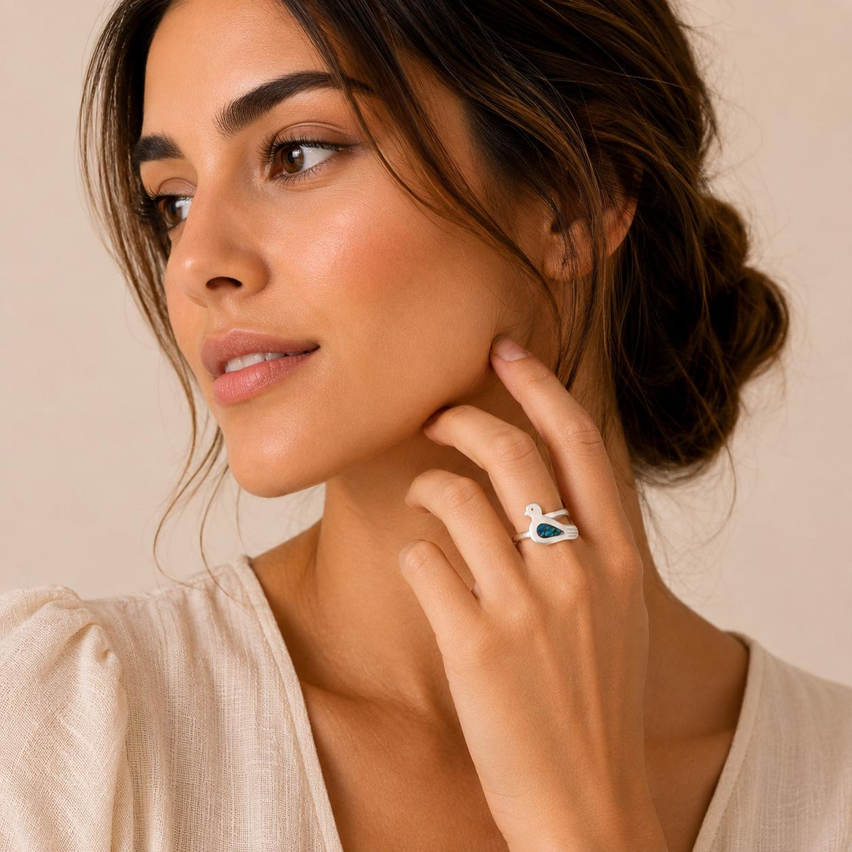 Silver Plated Duck Ring with Blue Abalone – Art Deco Mexican Jewelry