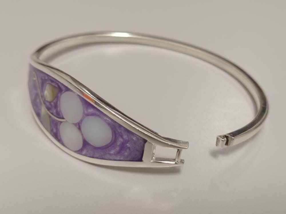 Abalone inlay purple bracelet, Silver plated bracelet, floral Bohochic jewelry, Ethnic handmade bracelet,mother of Pearl bracelet