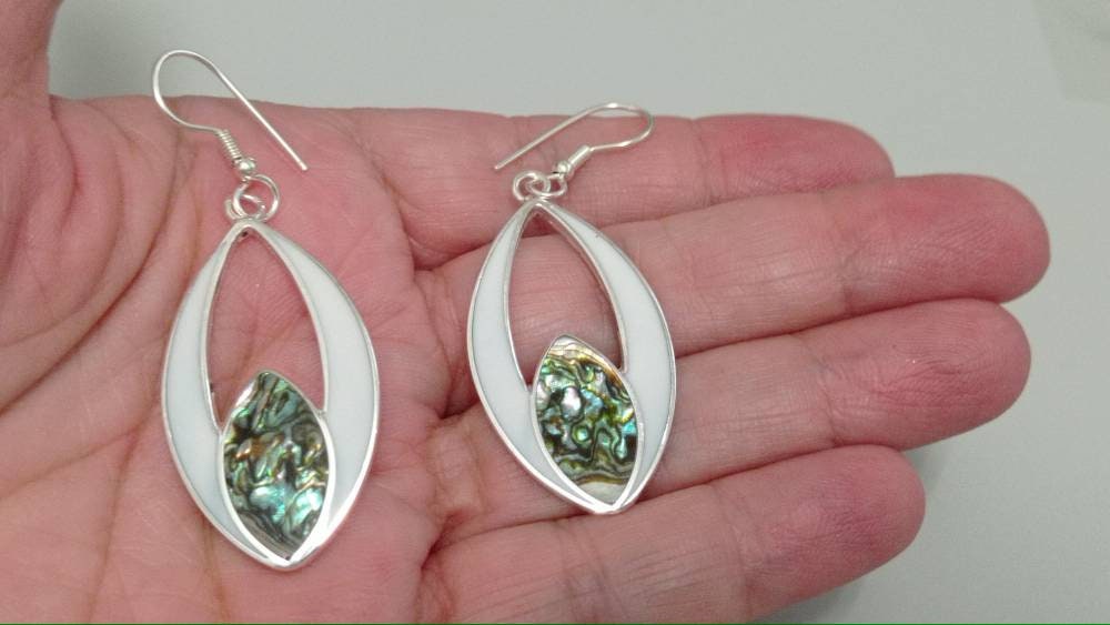 Silver plated handmade oval abalone mexican  earrings embedded in enamel effect white resin , Hook dangle drop earrings, geometric jewelry,