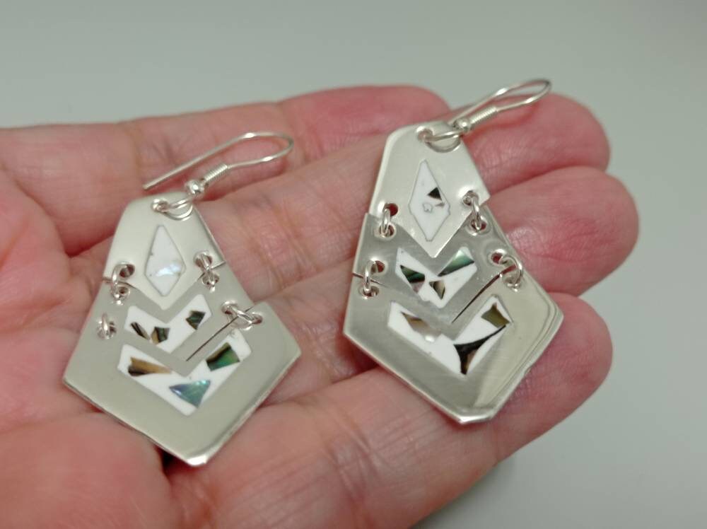 Abalone inlay white mexican earrings,silver plated articulated mosaic earrings