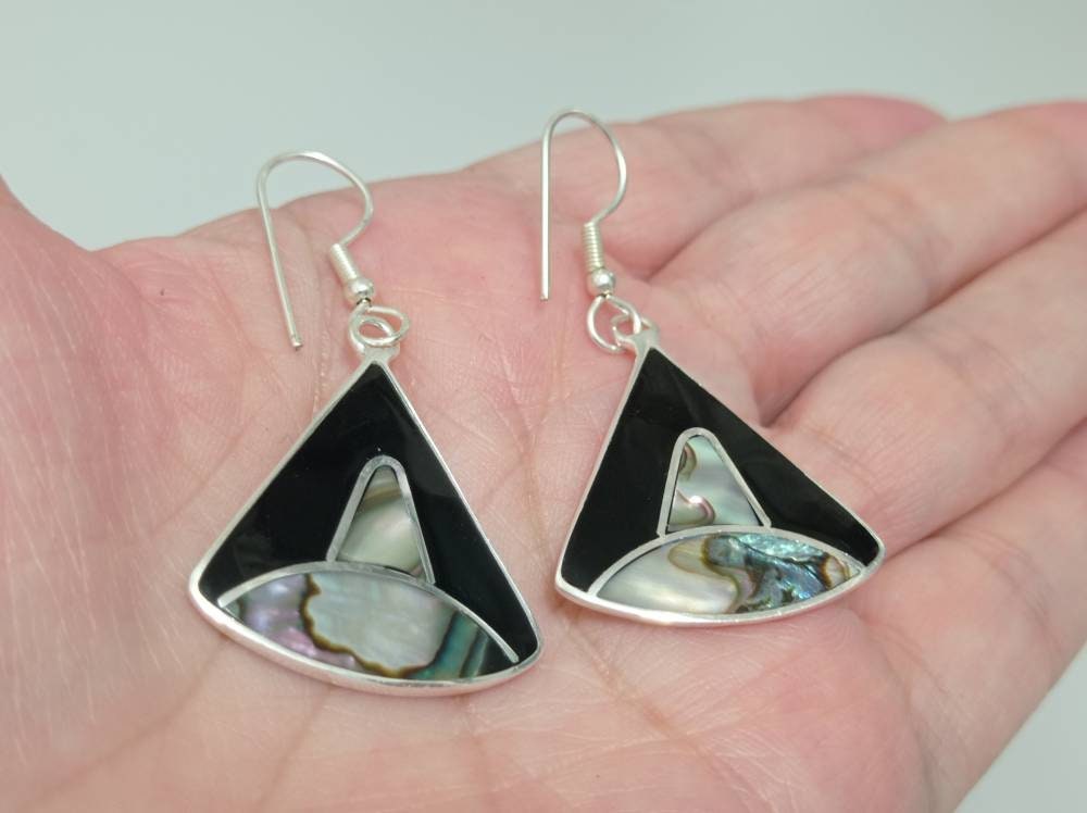 Art deco abalone inlay triangle , enamel effect resin mexican  earrings,Silver plated hook dangle earrings, handmade geometric earrings