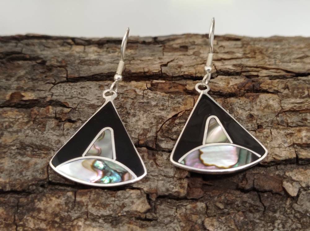 Art deco abalone inlay triangle , enamel effect resin mexican  earrings,Silver plated hook dangle earrings, handmade geometric earrings