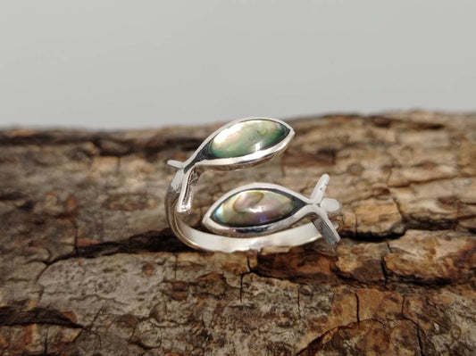 Abalone fishes mexican ring ,Silver plated  ring,iridescent ring,geometric ring,mexican jewelry,animal rings