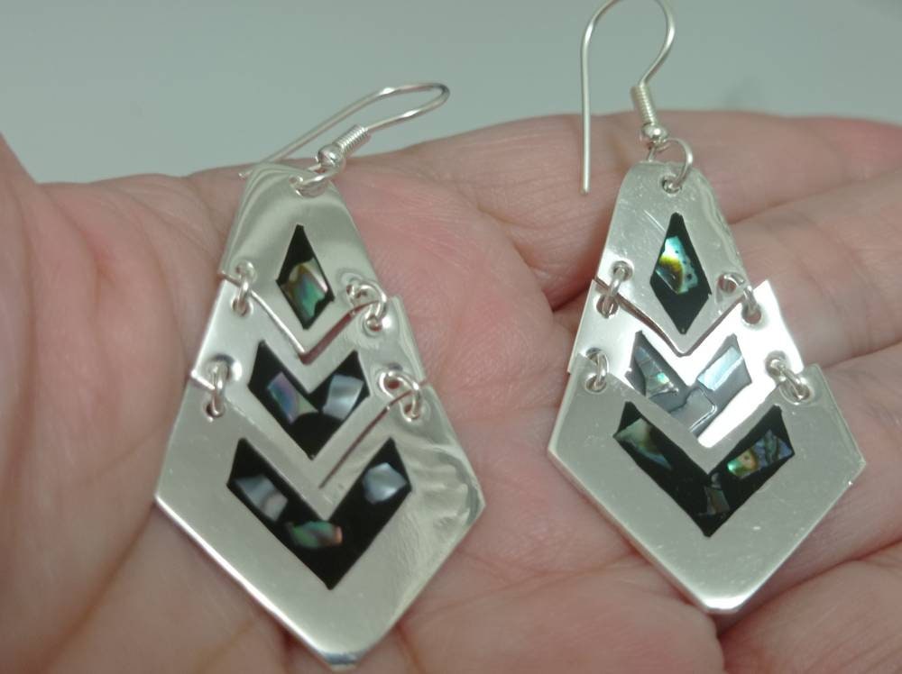 Silver plated mosaic abalone inlay black resin  articulated earrings